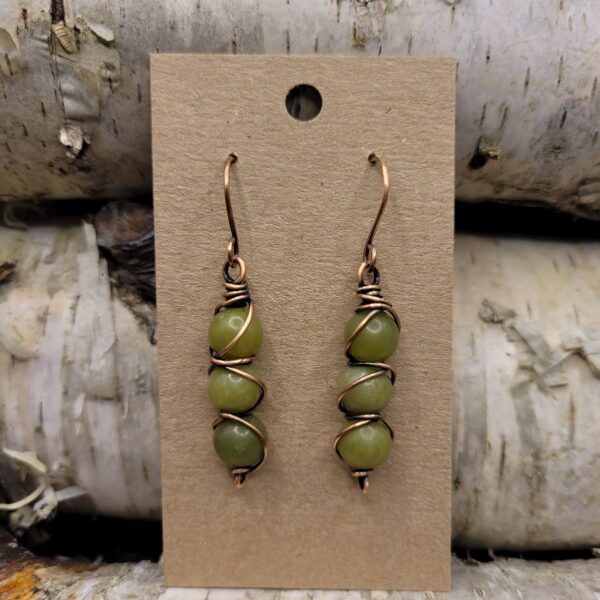 Kolczyki miedziane groszki serpentyn