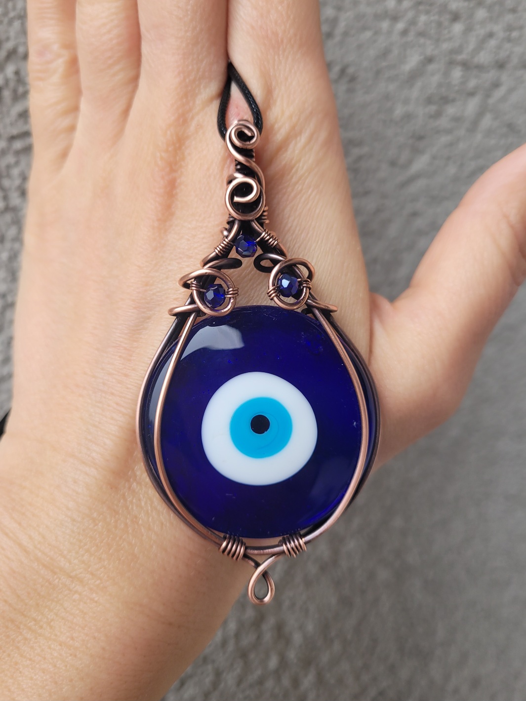 Wisior miedziany oko proroka średnie II