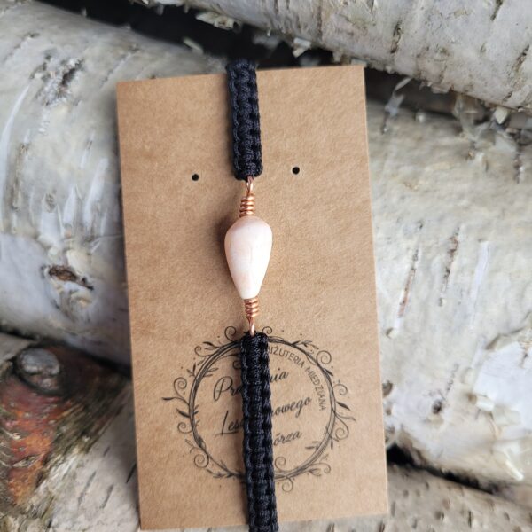 Bransoletka miedziana czarna pleciona muszelka