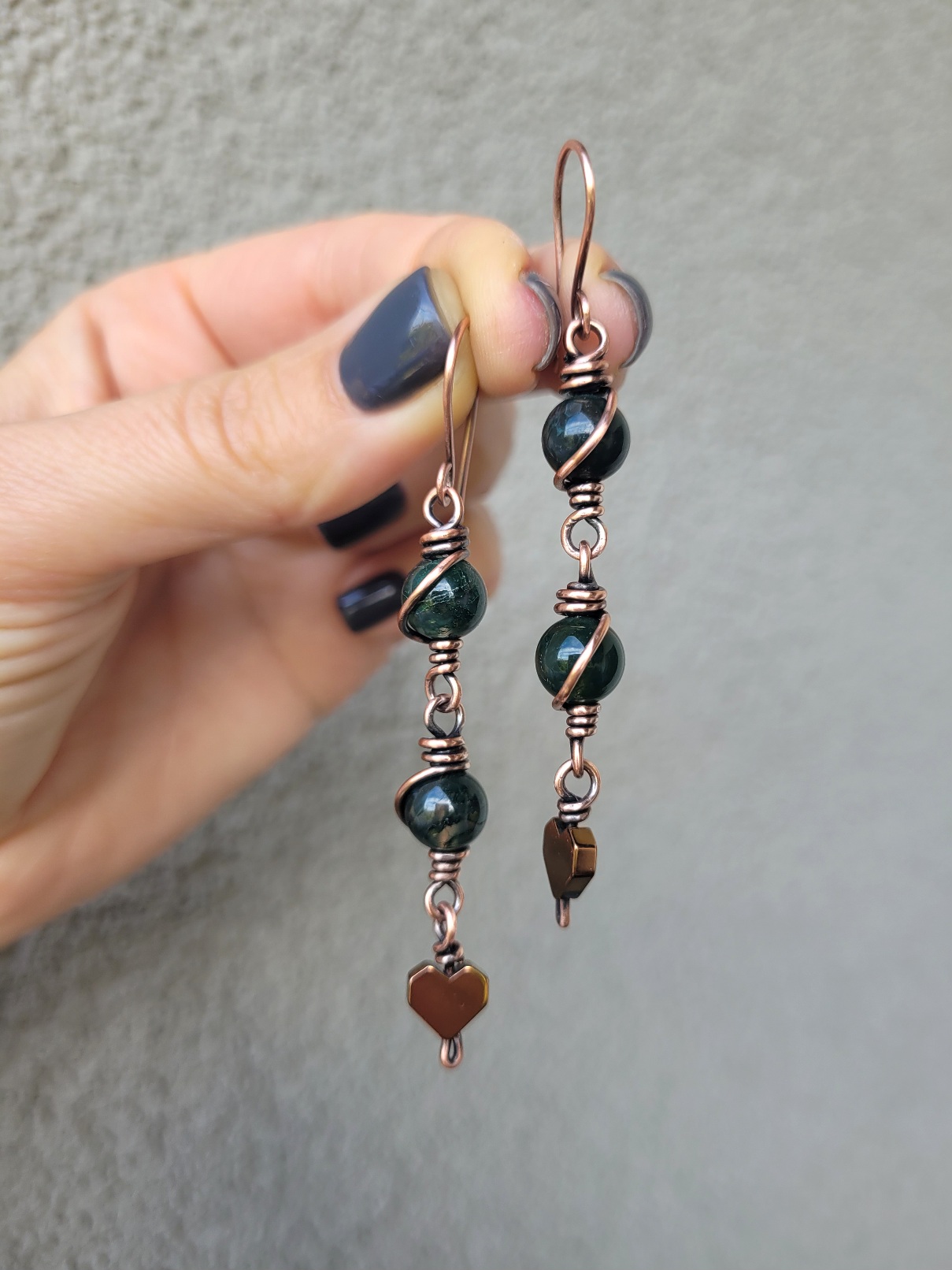 Kolczyki miedziane agat mszysty serduszko - obrazek 5