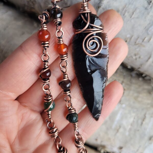 Naszyjnik miedziany obsydian grot